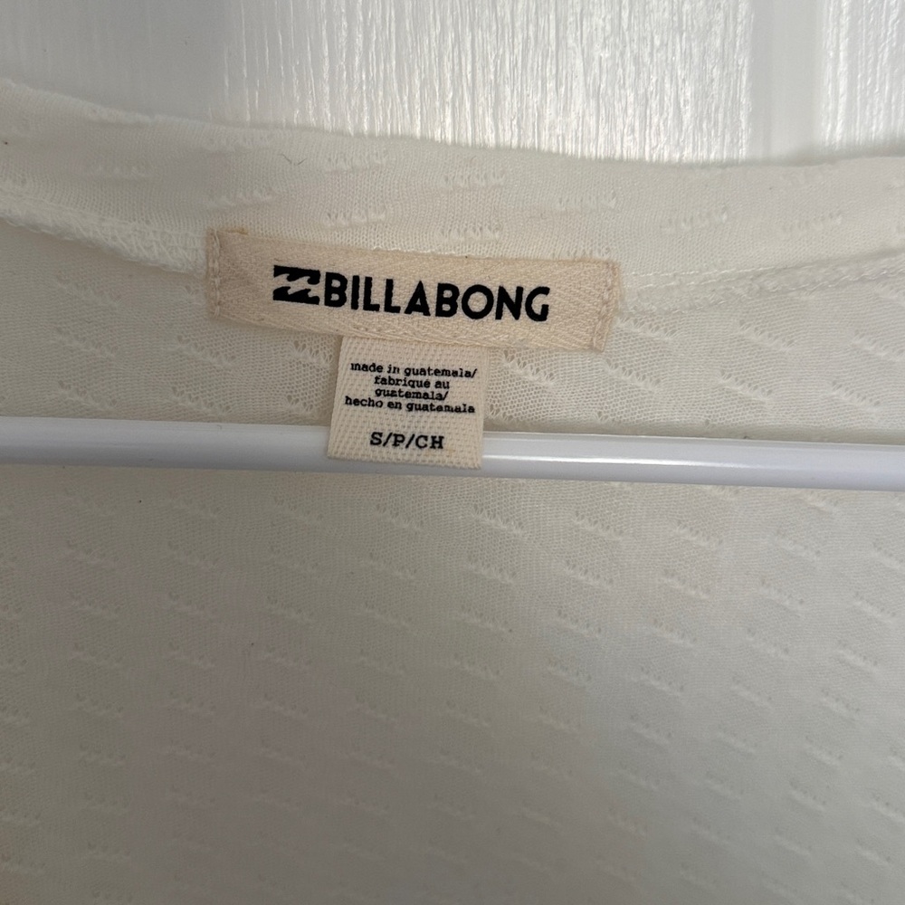 Billabong V Neck Long Sleeve Top - Picture 2 of 5